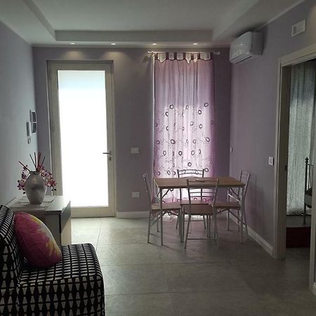 אגרופולי Afrodite Suites Deluxe מראה חיצוני תמונה