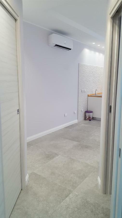 אגרופולי Afrodite Suites Deluxe מראה חיצוני תמונה
