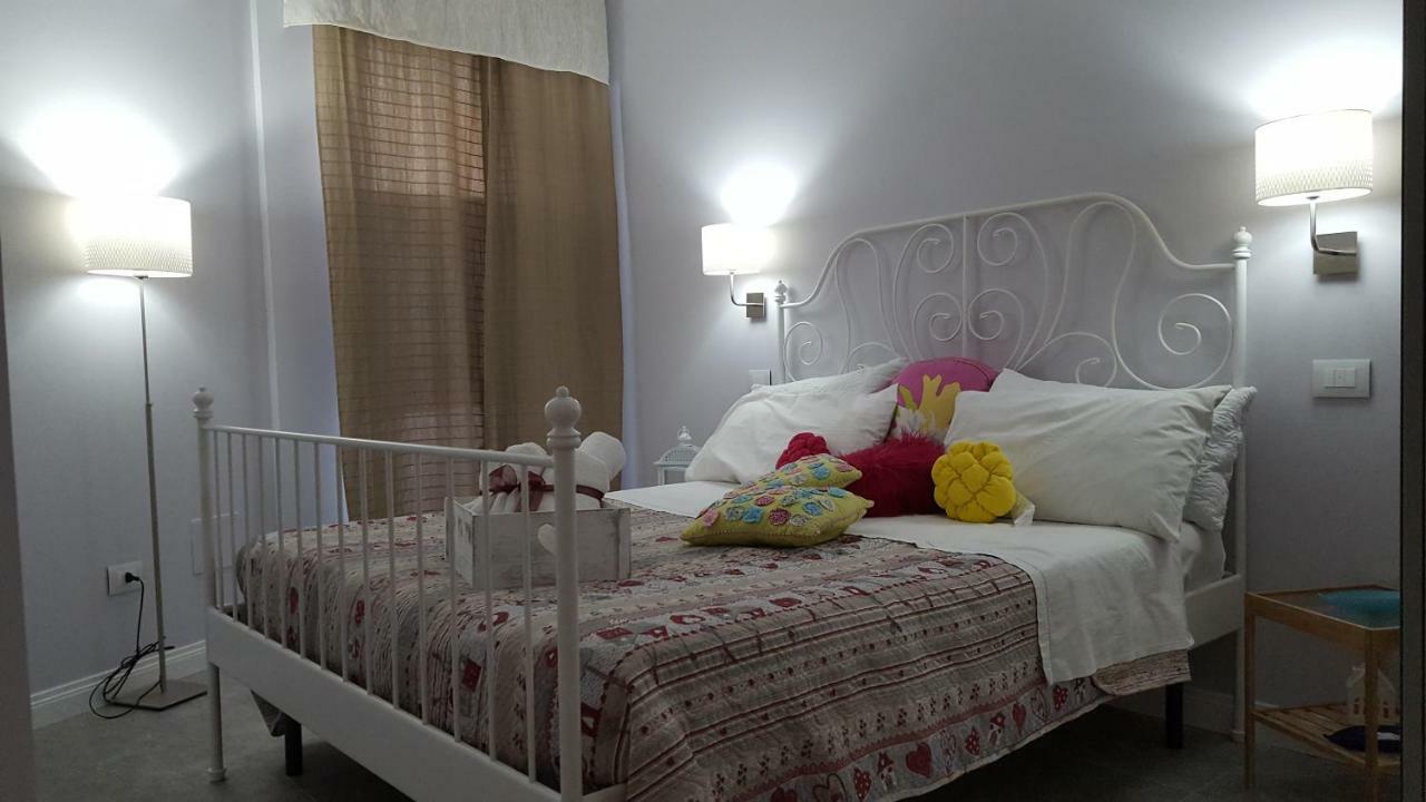 אגרופולי Afrodite Suites Deluxe מראה חיצוני תמונה
