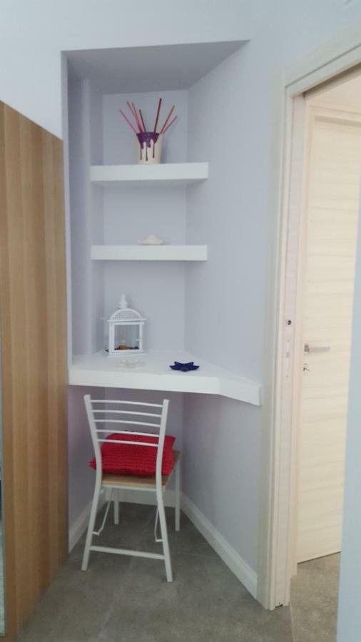 אגרופולי Afrodite Suites Deluxe מראה חיצוני תמונה