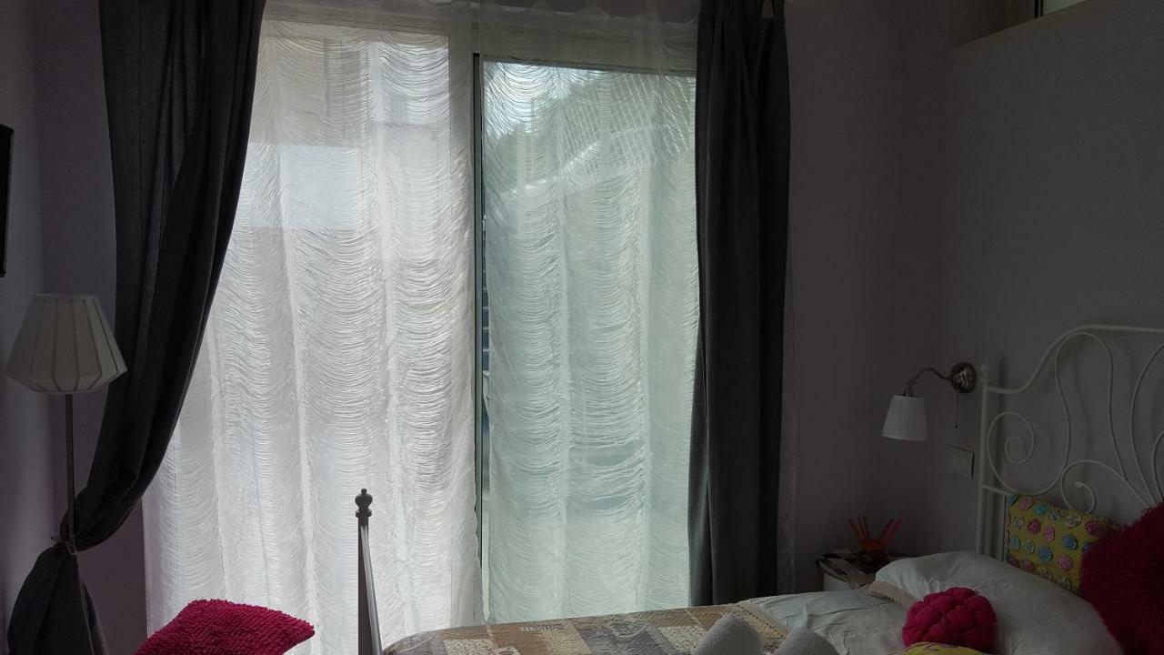 אגרופולי Afrodite Suites Deluxe מראה חיצוני תמונה
