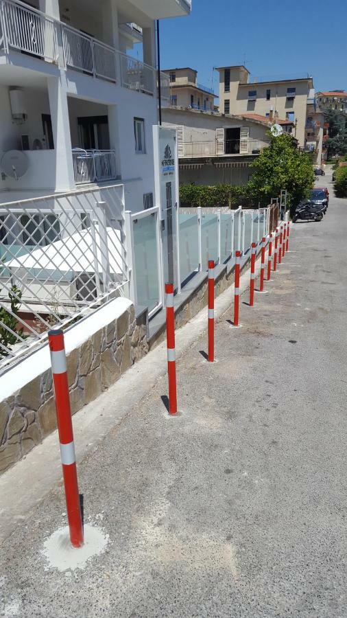אגרופולי Afrodite Suites Deluxe מראה חיצוני תמונה