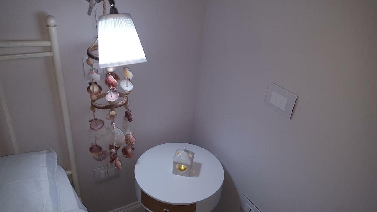 אגרופולי Afrodite Suites Deluxe מראה חיצוני תמונה