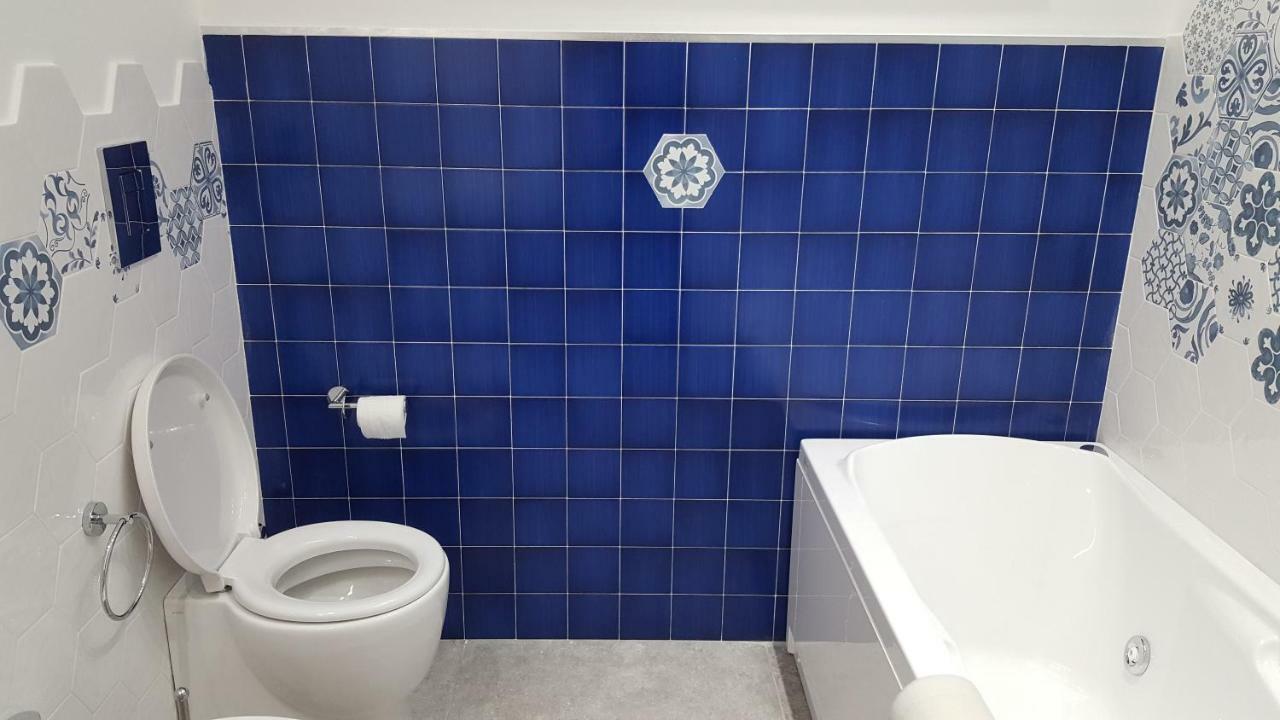 אגרופולי Afrodite Suites Deluxe מראה חיצוני תמונה