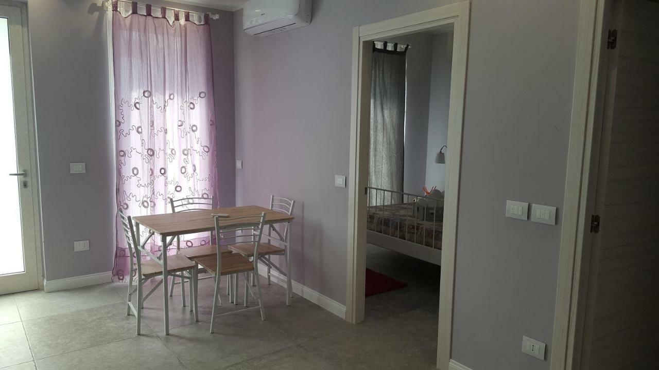 אגרופולי Afrodite Suites Deluxe מראה חיצוני תמונה